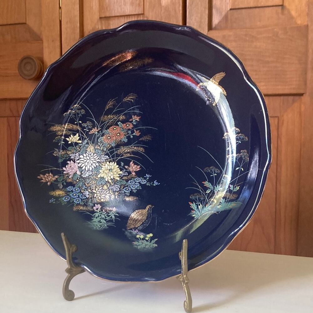 Kiku Blue Toyo Japan Decorative Plate